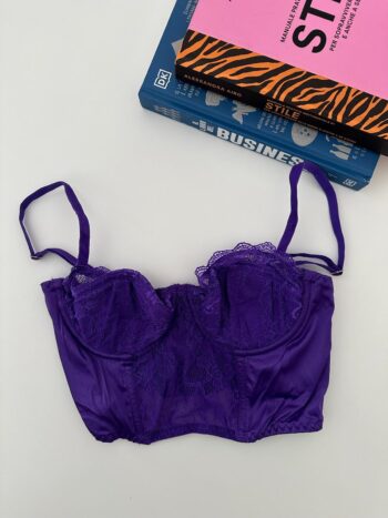 Corsetto viola con pizzo 70C